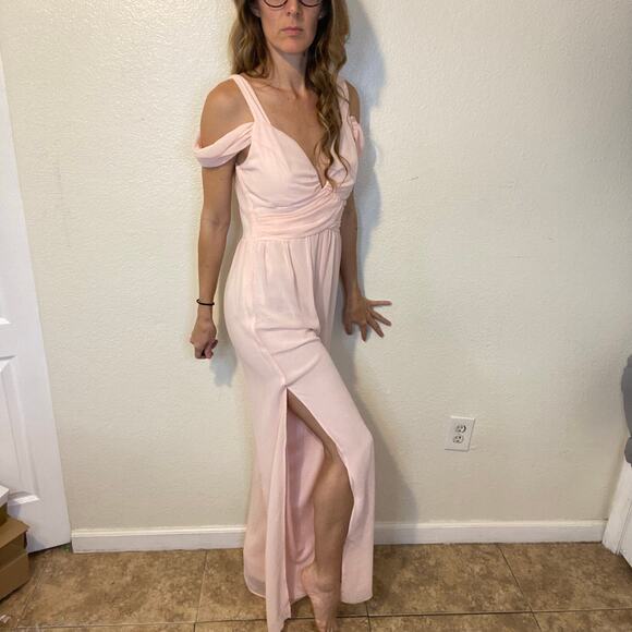 Venus Light Pastel Pink Formal Jumpsuit Side Slits Size 4 NWT - Picture 8 of 10